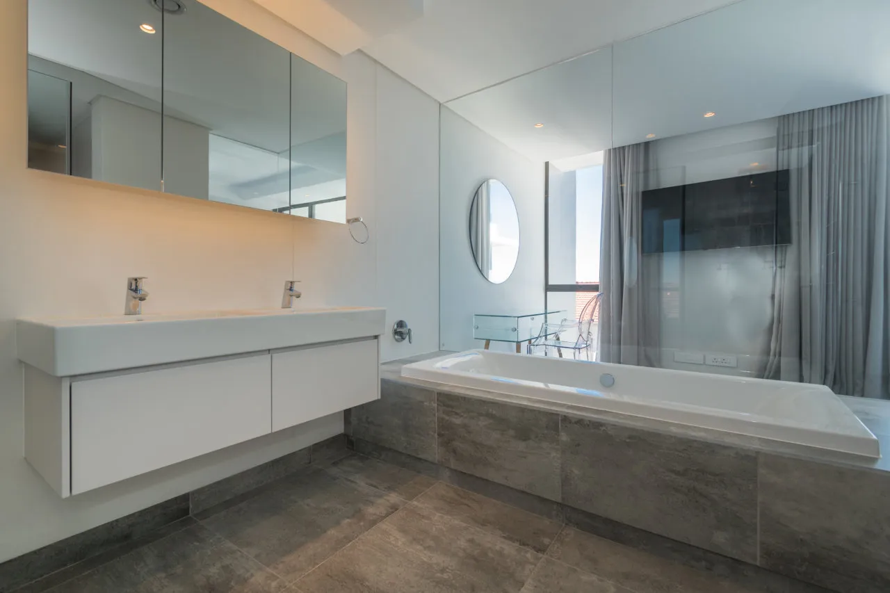 property_[object Object]_9