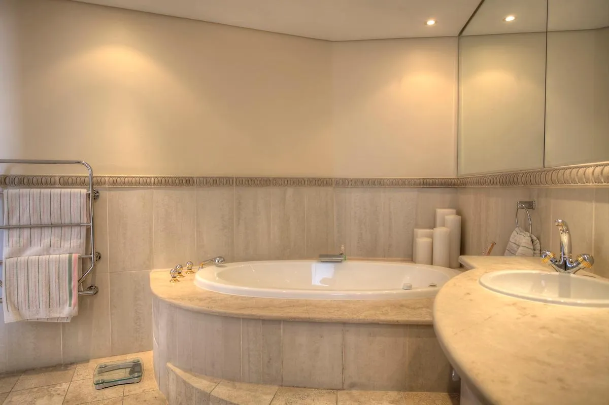 property_[object Object]_18