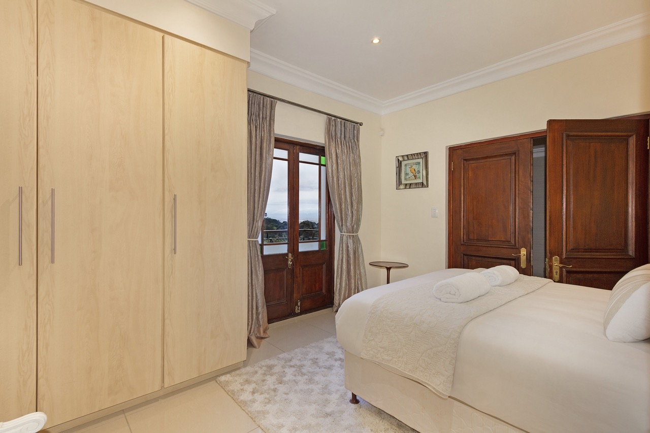 property_[object Object]_9