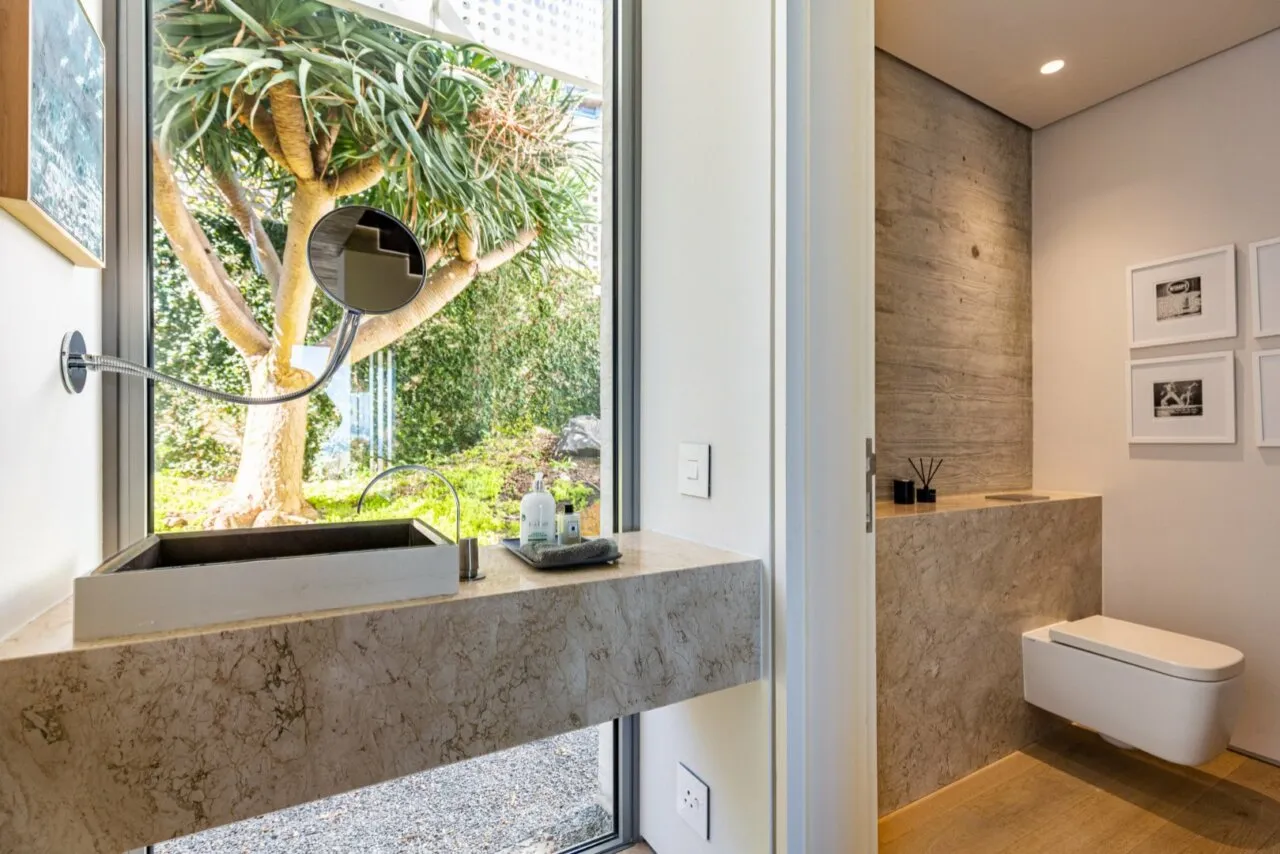 property_[object Object]_9