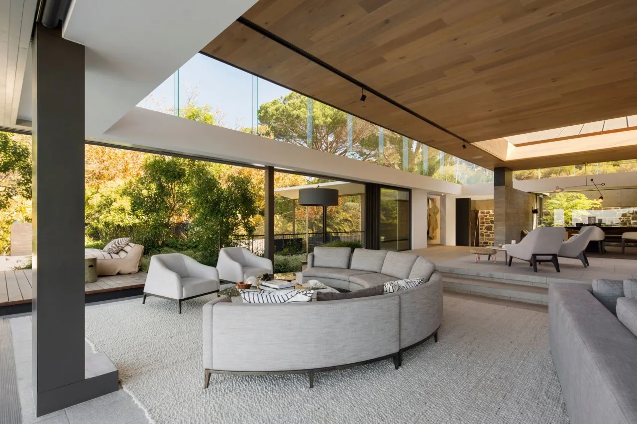 property_[object Object]_8