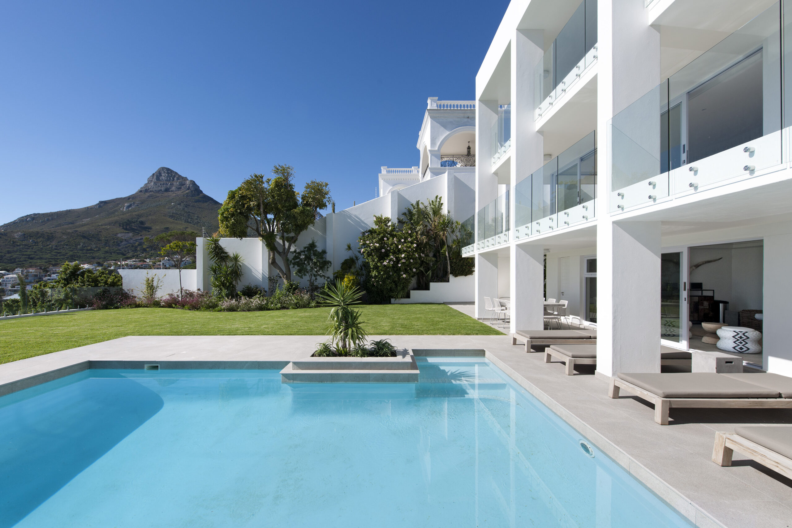 property_[object Object]_35