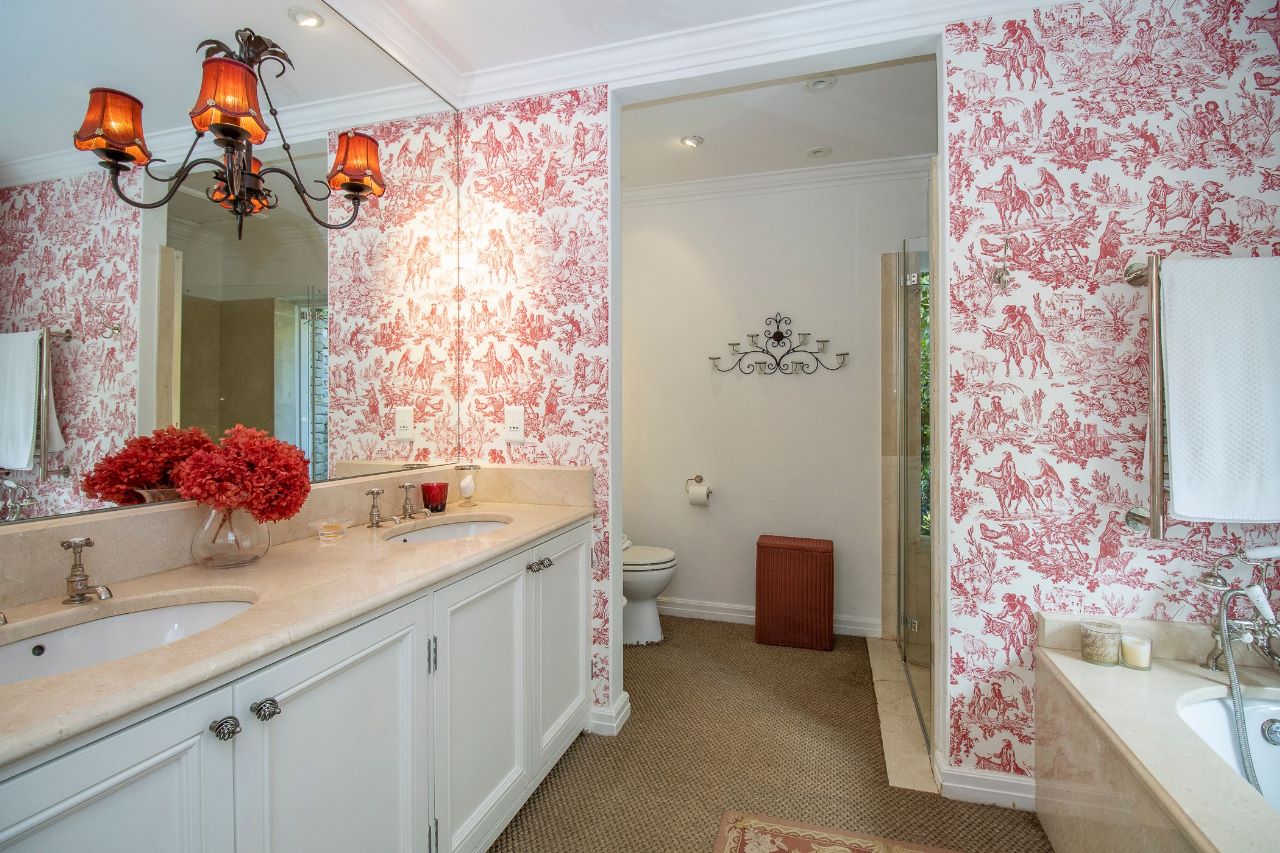 property_[object Object]_28