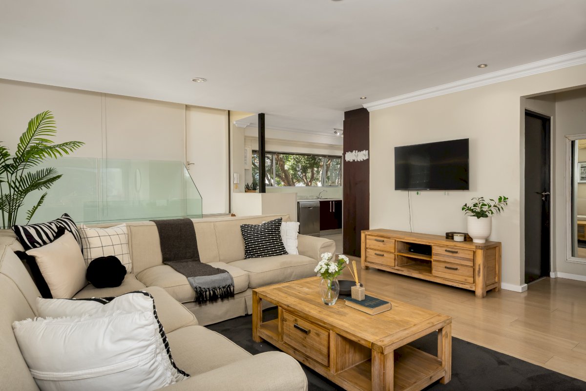 property_[object Object]_7