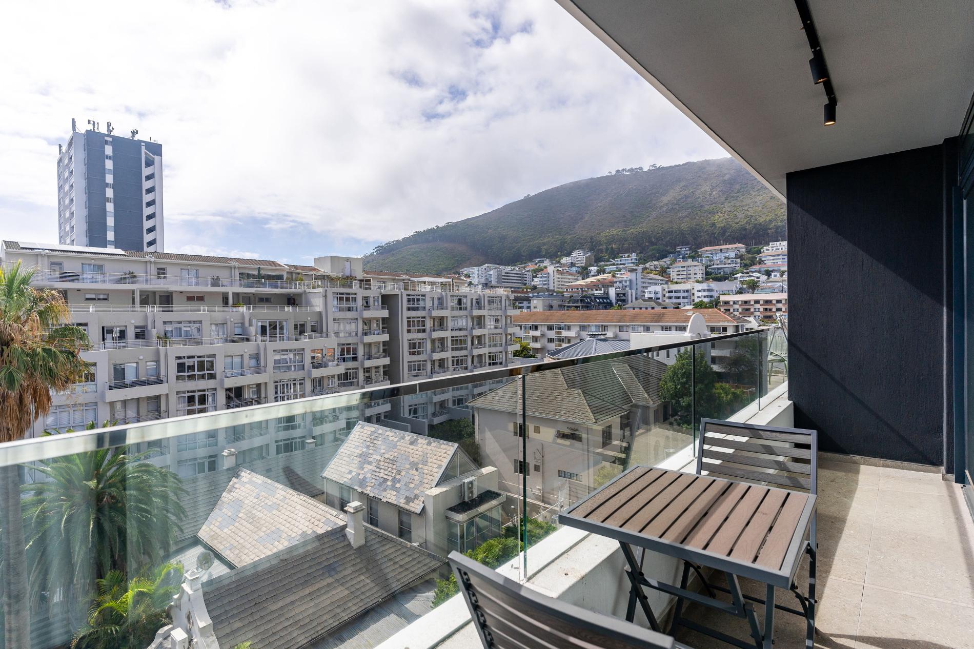 Amber Views Apartment, Sea Point