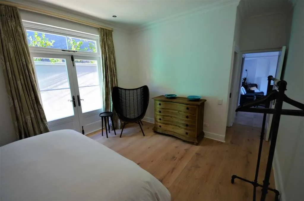 property_[object Object]_10