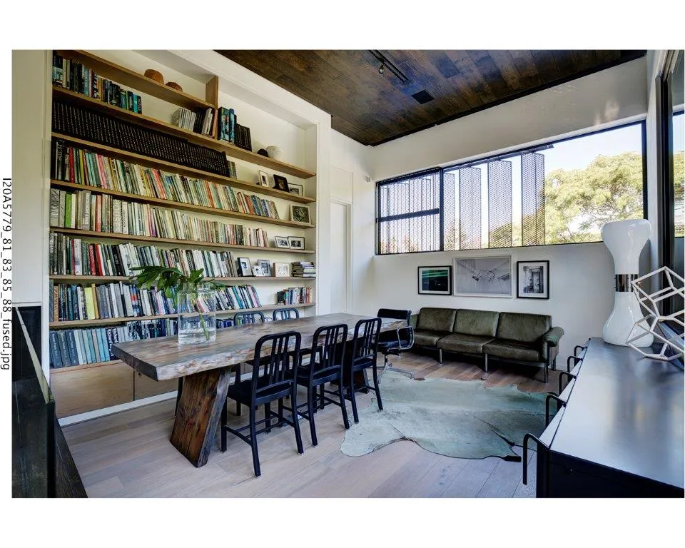 property_[object Object]_23