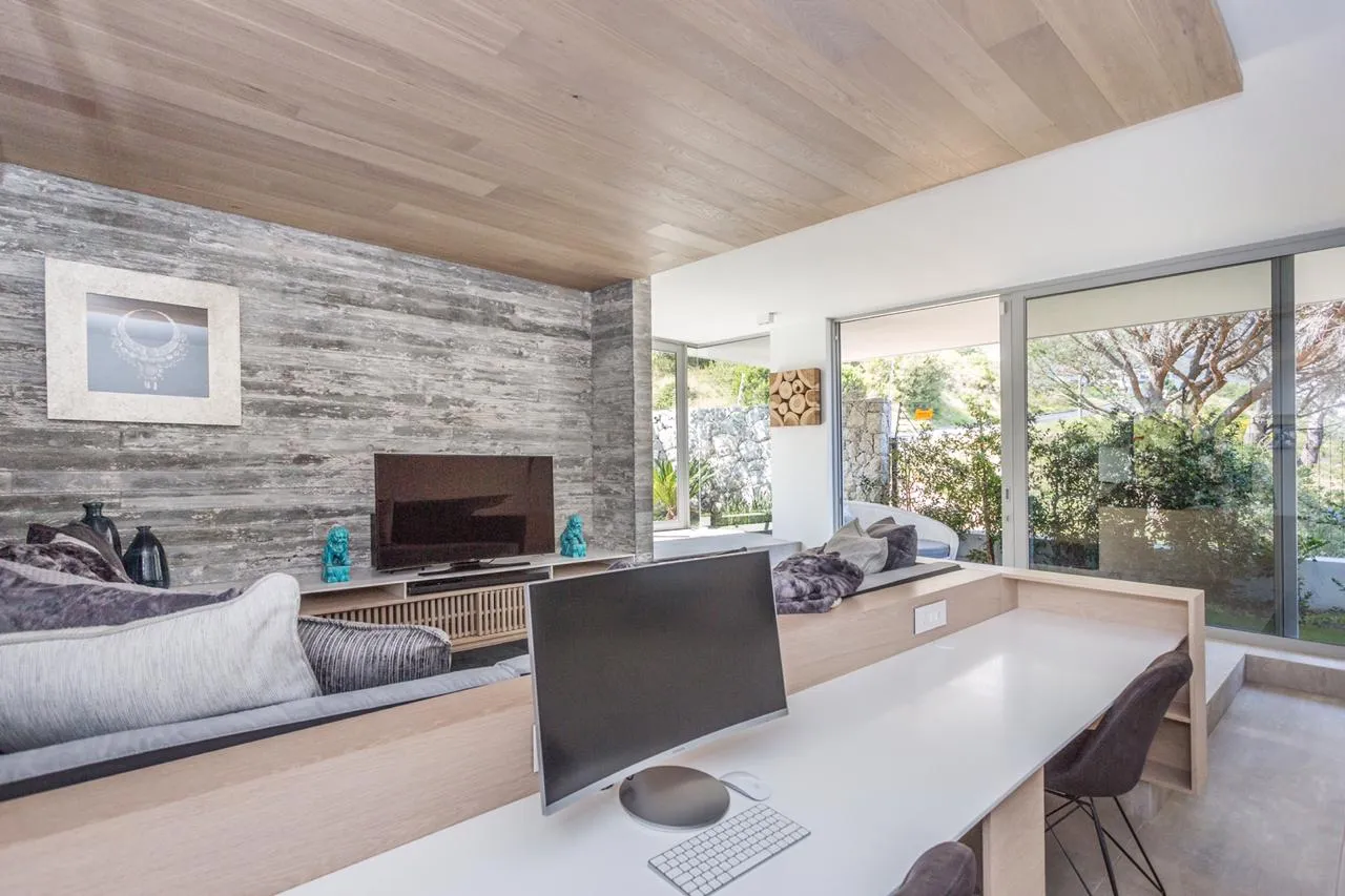 property_[object Object]_18