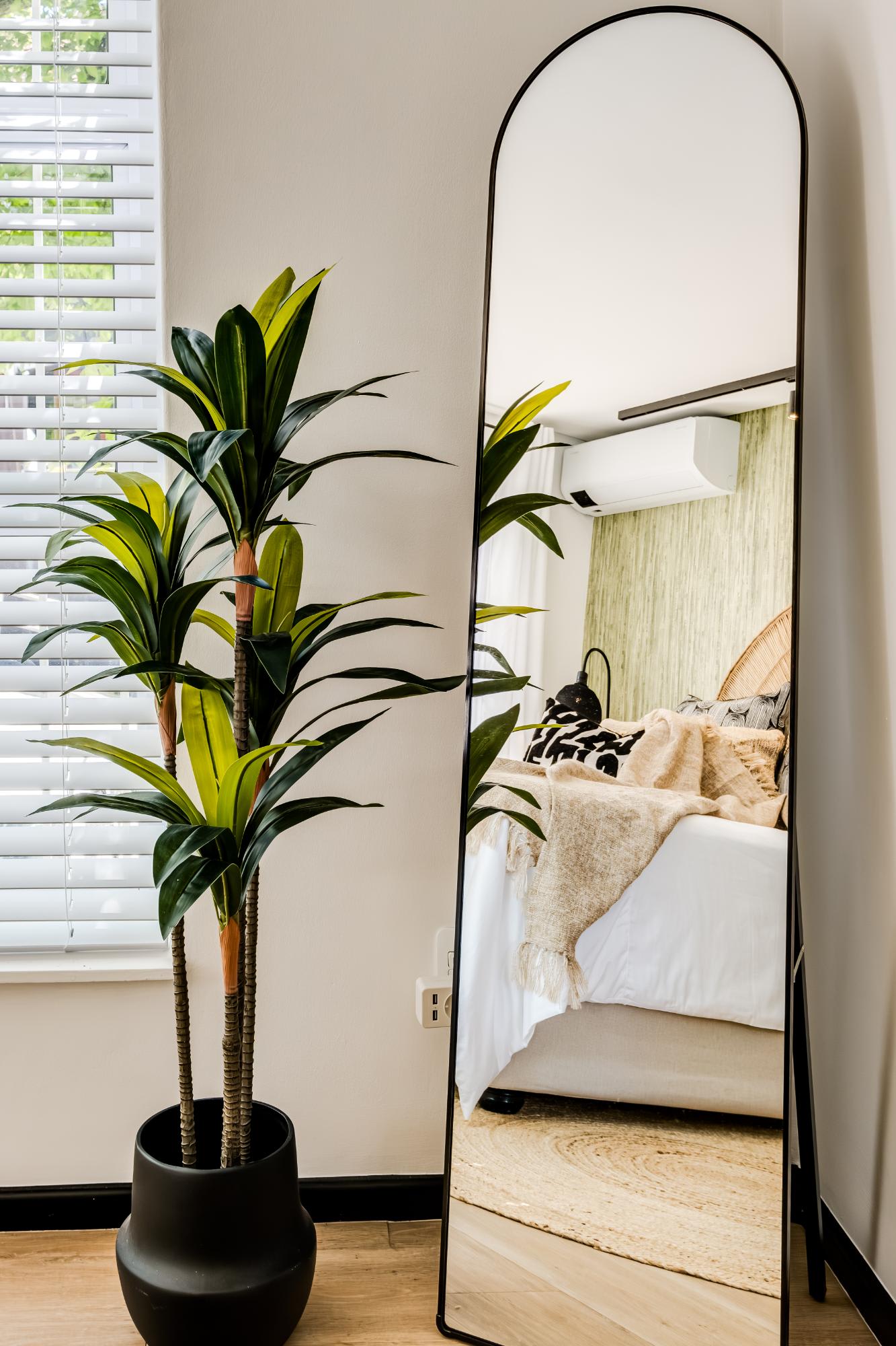 property_[object Object]_14