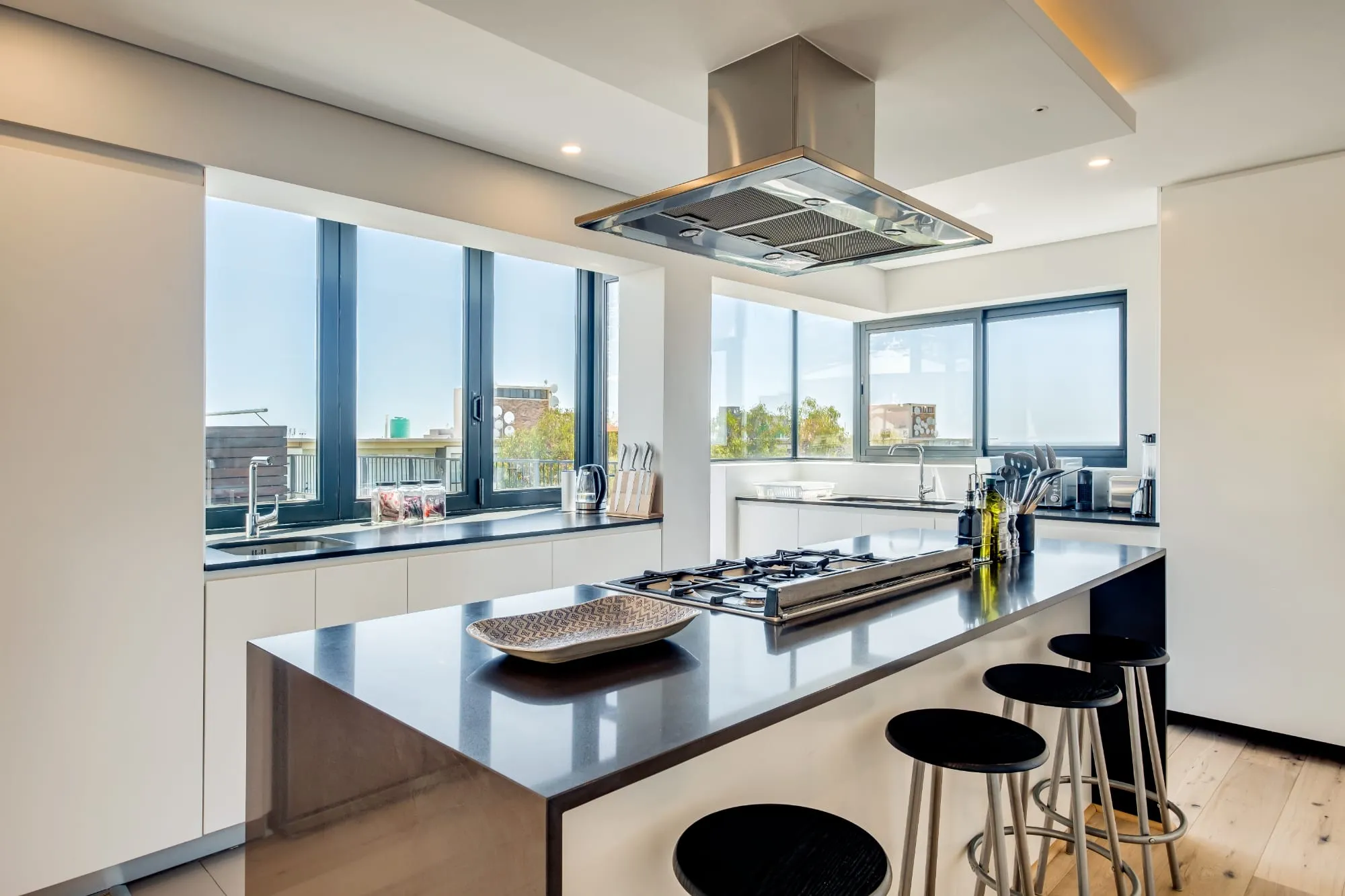 property_[object Object]_10