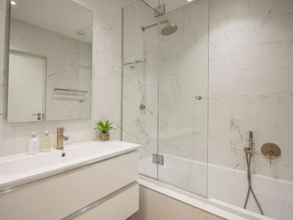 property_[object Object]_23