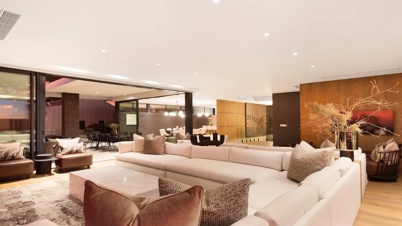 property_[object Object]_34