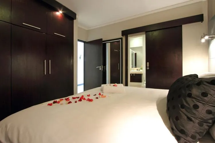 property_[object Object]_7