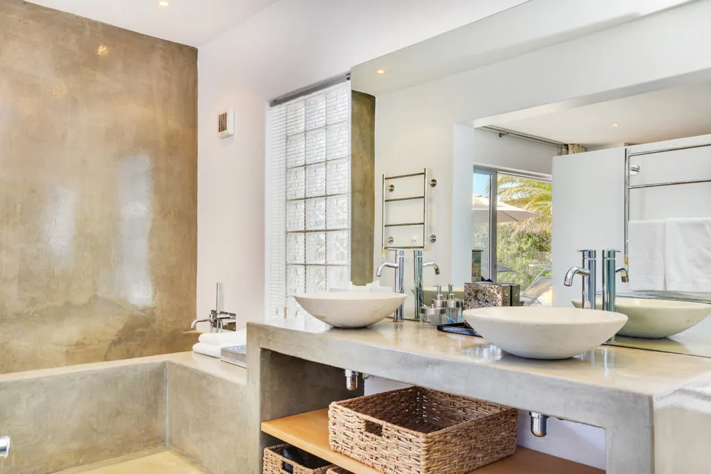 property_[object Object]_11