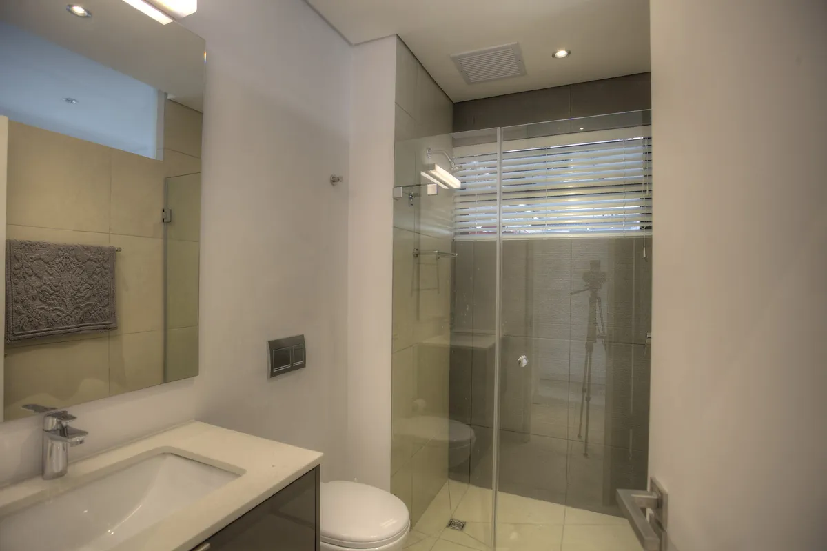 property_[object Object]_7