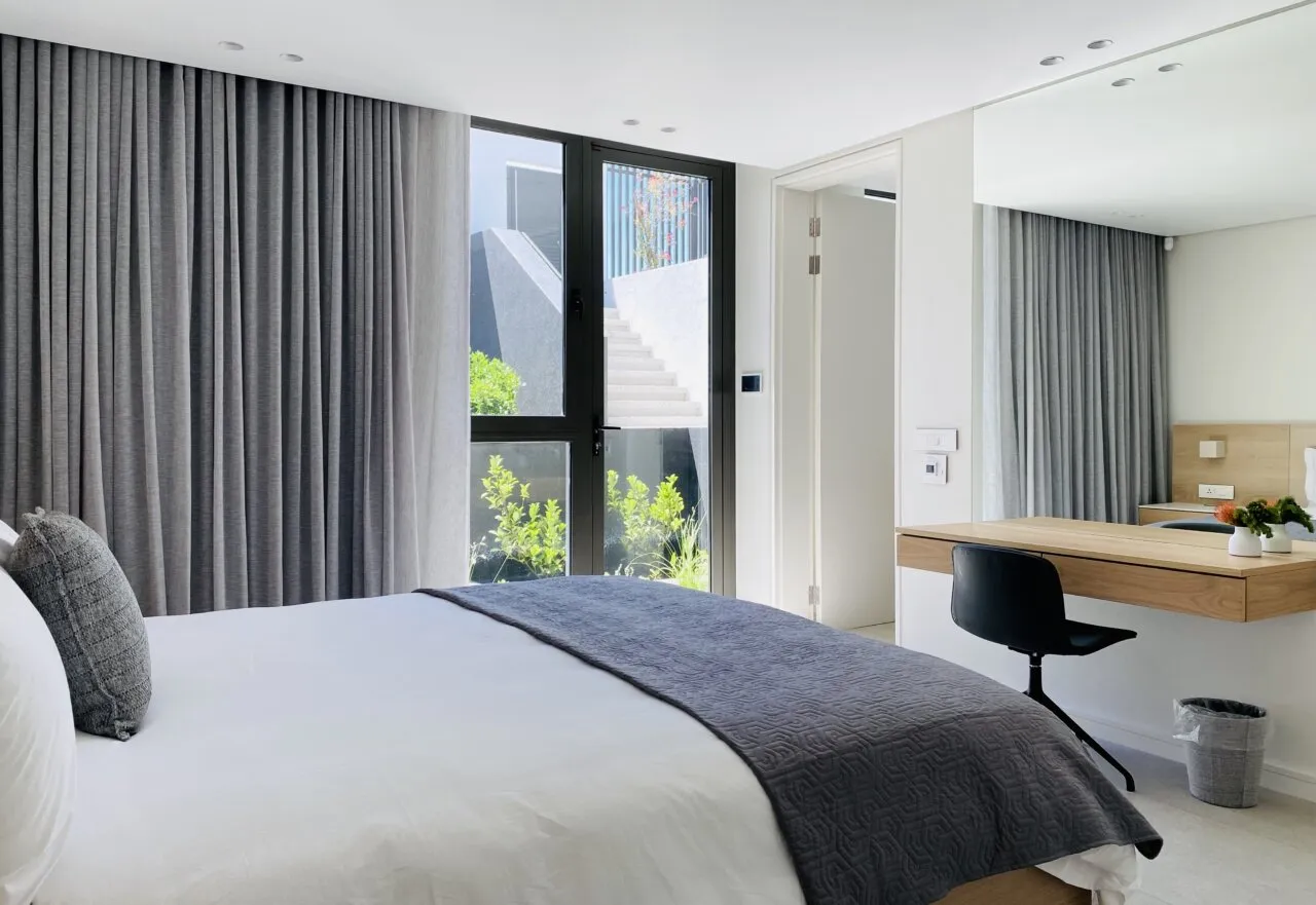 property_[object Object]_6