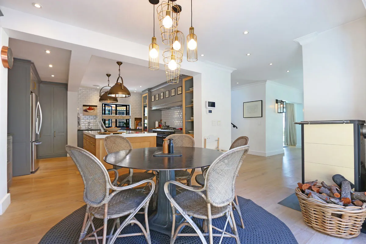 property_[object Object]_7