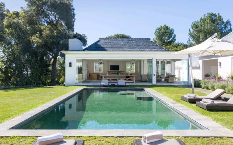 Skydance Villa, Bishopscourt