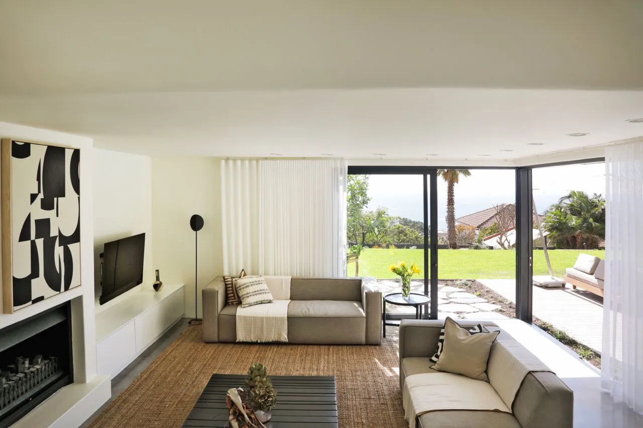 property_[object Object]_8