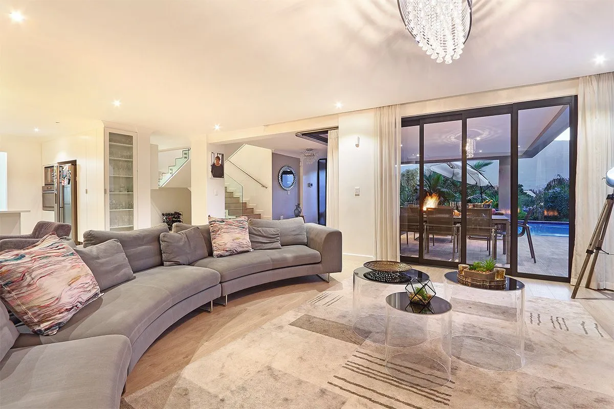 property_[object Object]_12