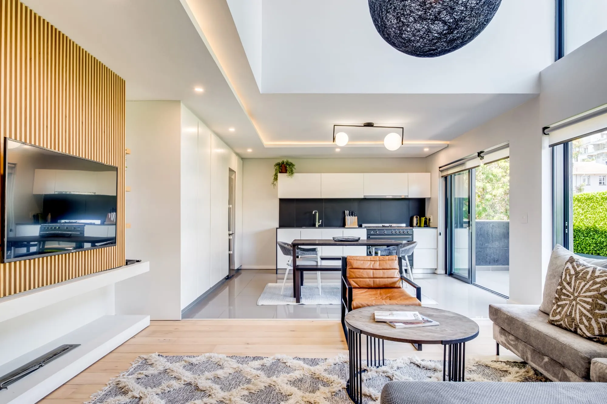 property_[object Object]_16