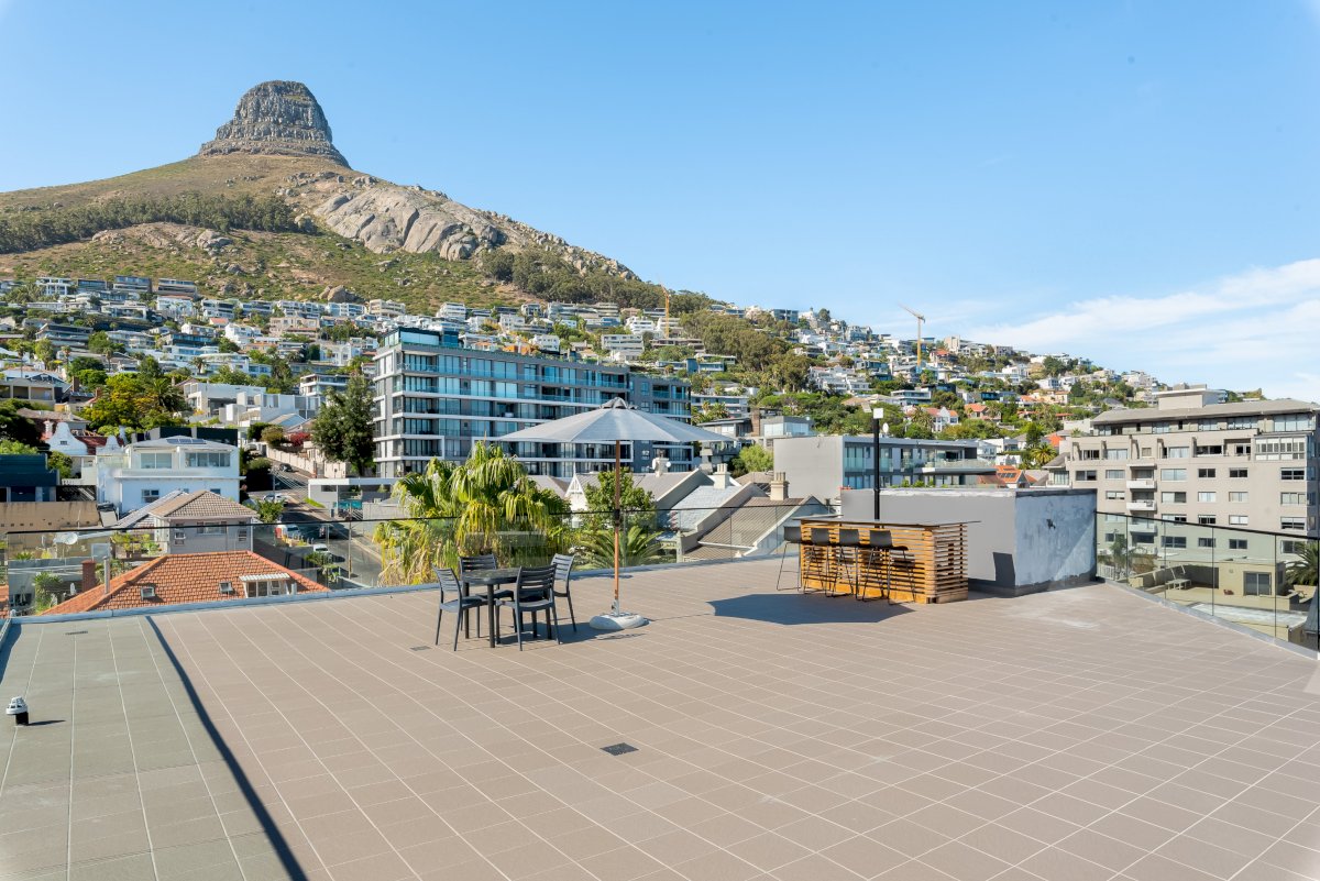 Queens Penthouse, Sea Point