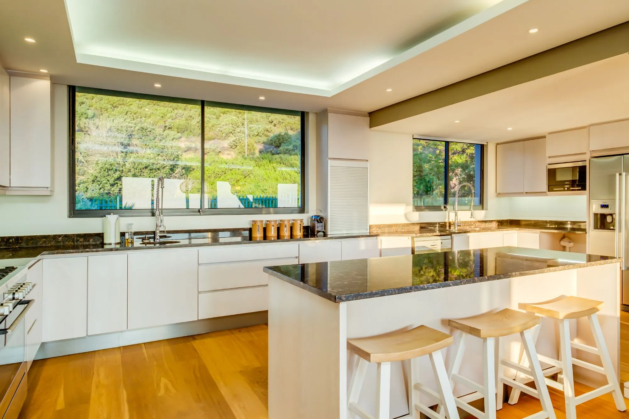 property_[object Object]_10