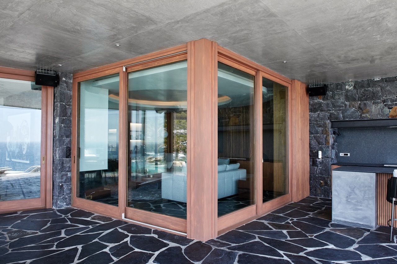 property_[object Object]_26