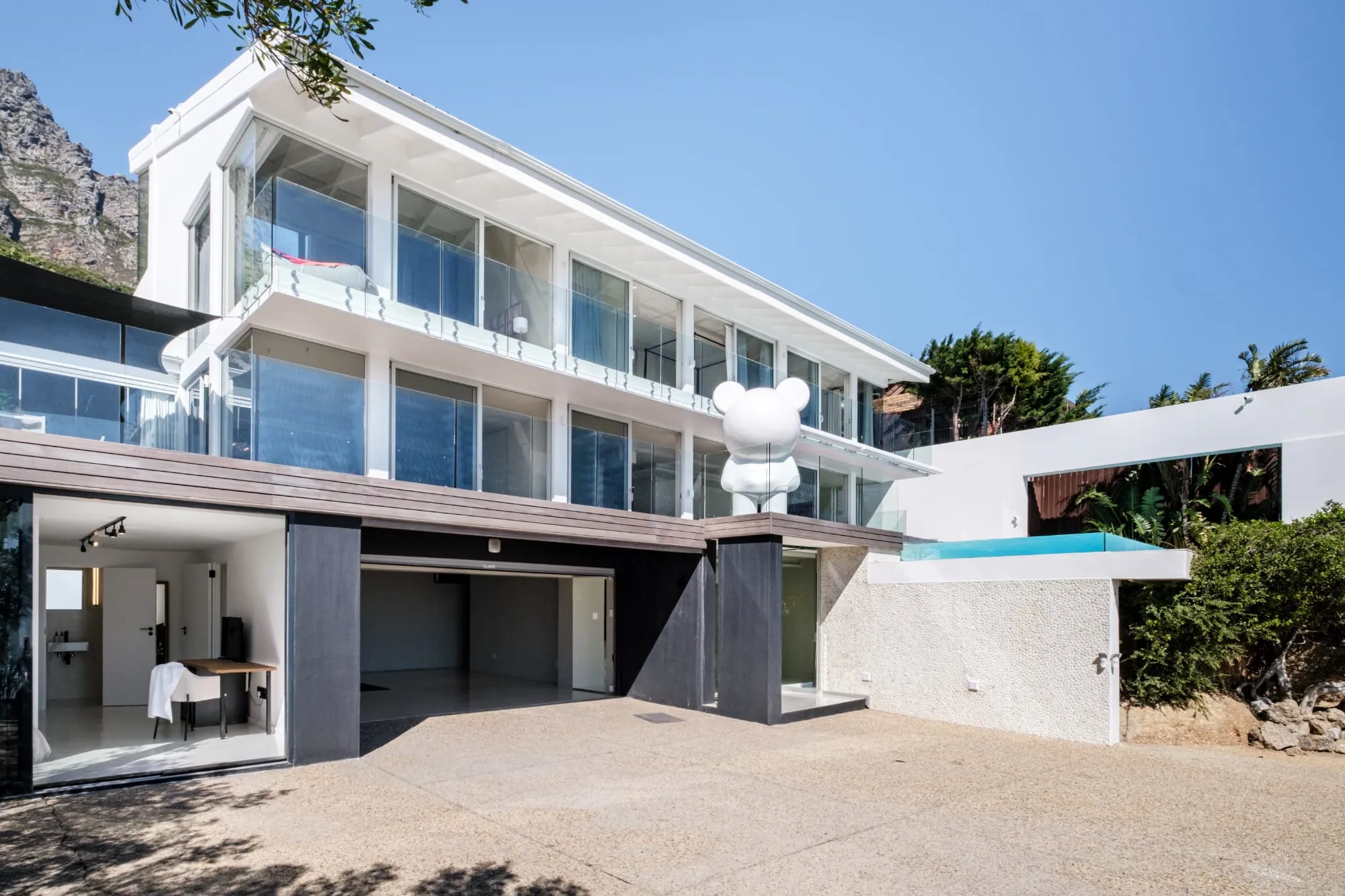 property_[object Object]_25