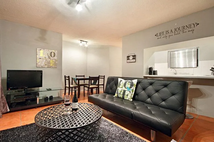 property_[object Object]_7