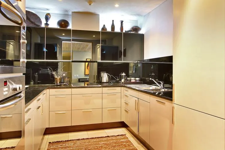 property_[object Object]_7