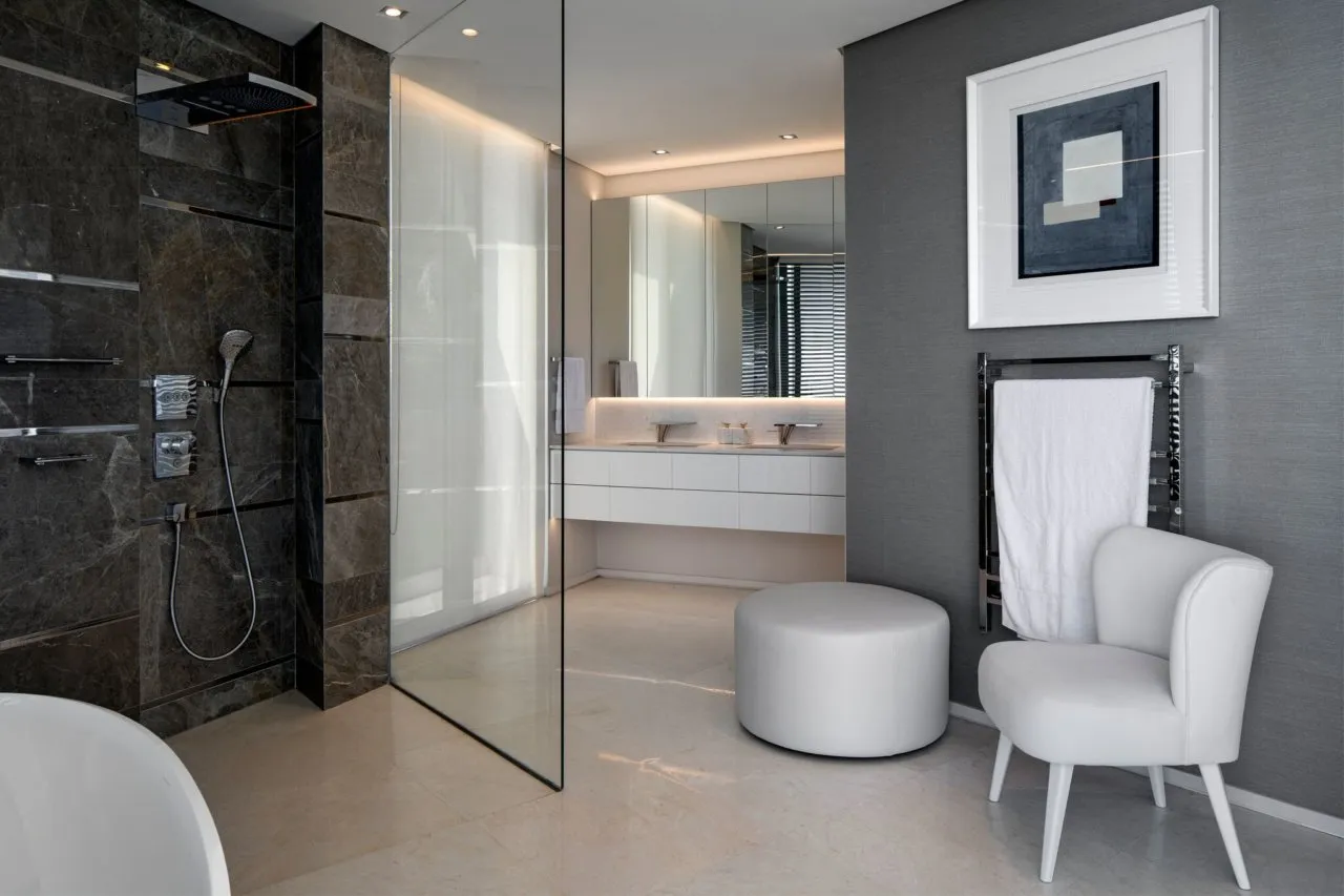 property_[object Object]_16