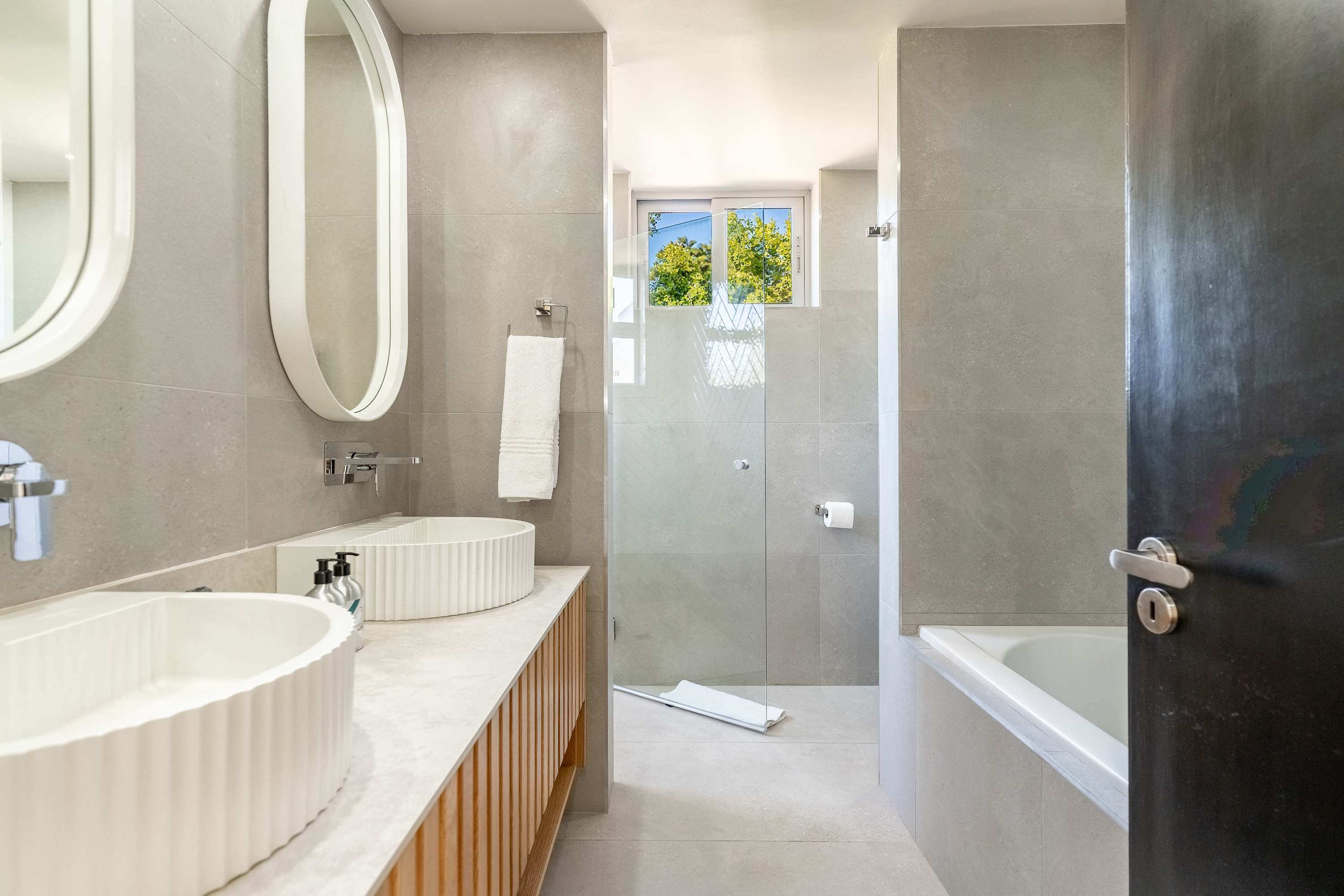 property_[object Object]_21