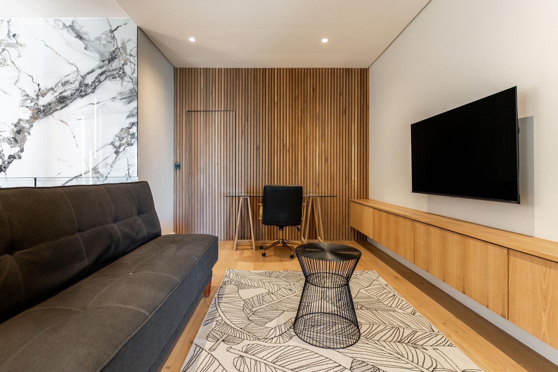 property_[object Object]_7