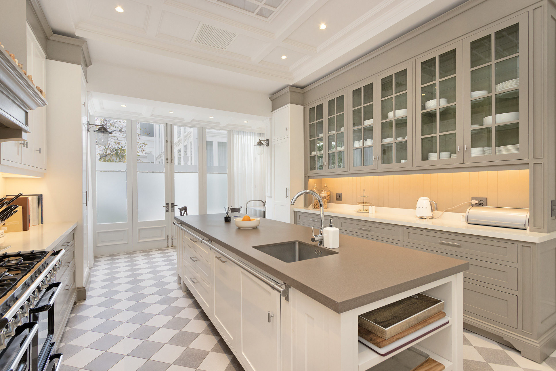 property_[object Object]_37