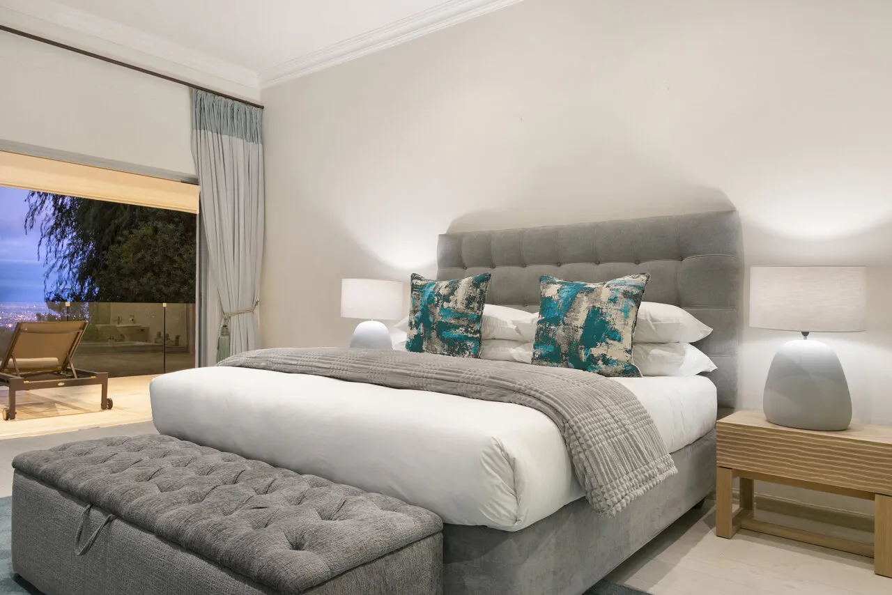 property_[object Object]_12