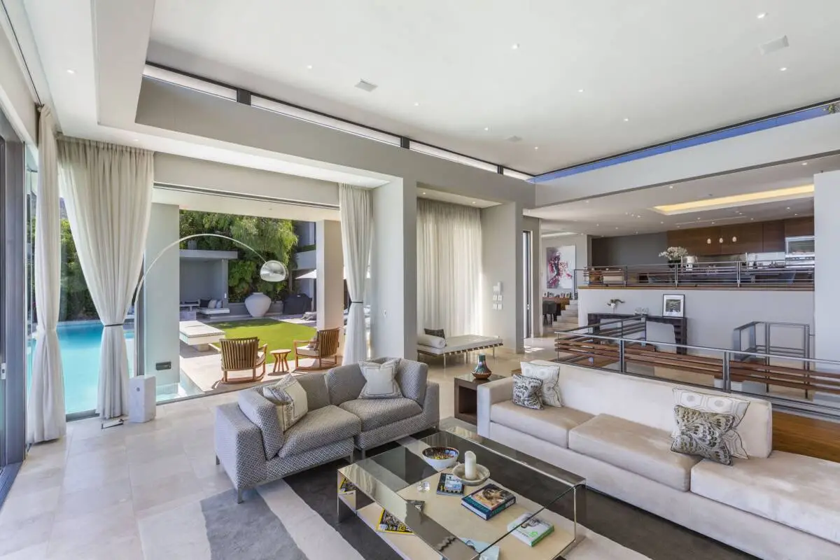 property_[object Object]_26