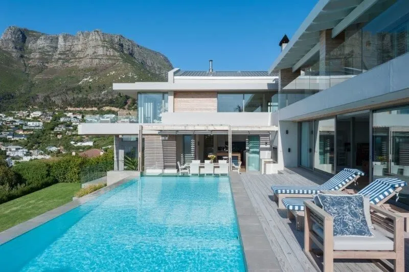 Changing Waves Villa, Llandudno
