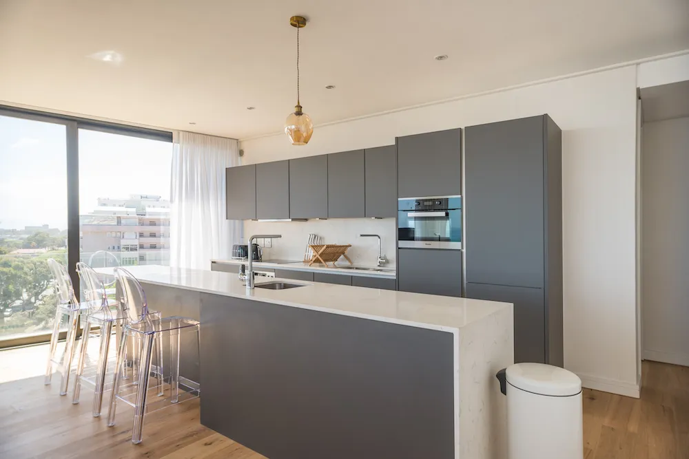 property_[object Object]_6