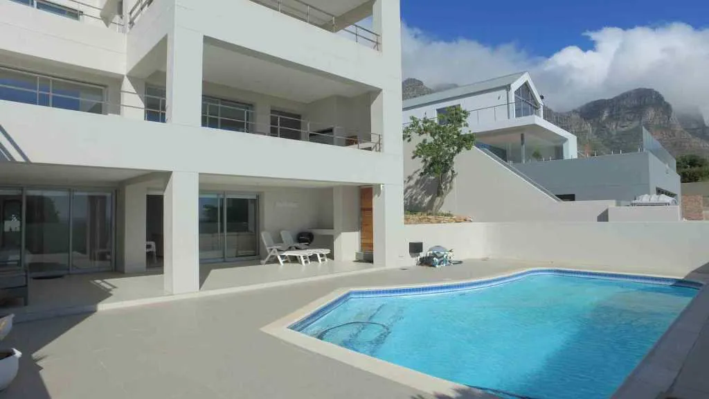 Camps Bay Upper Tree Villa, Camps Bay