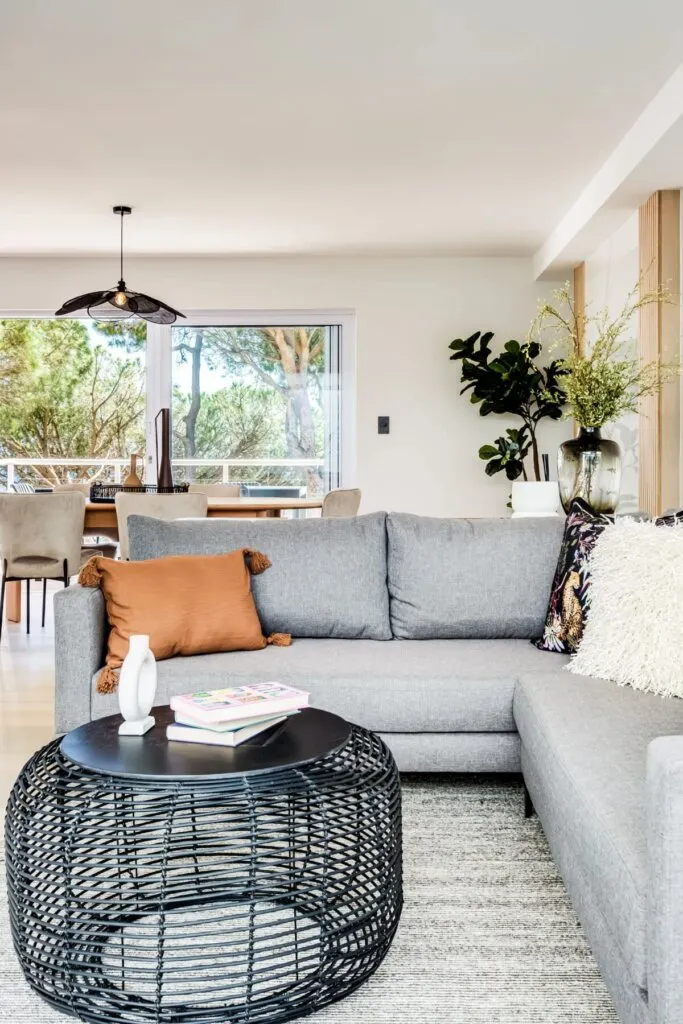 property_[object Object]_10