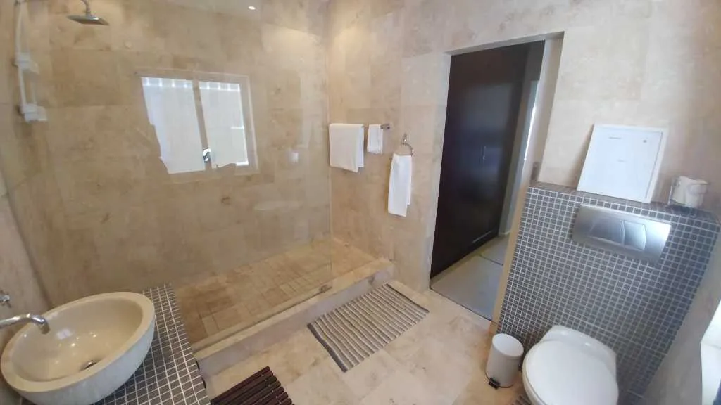 property_[object Object]_11