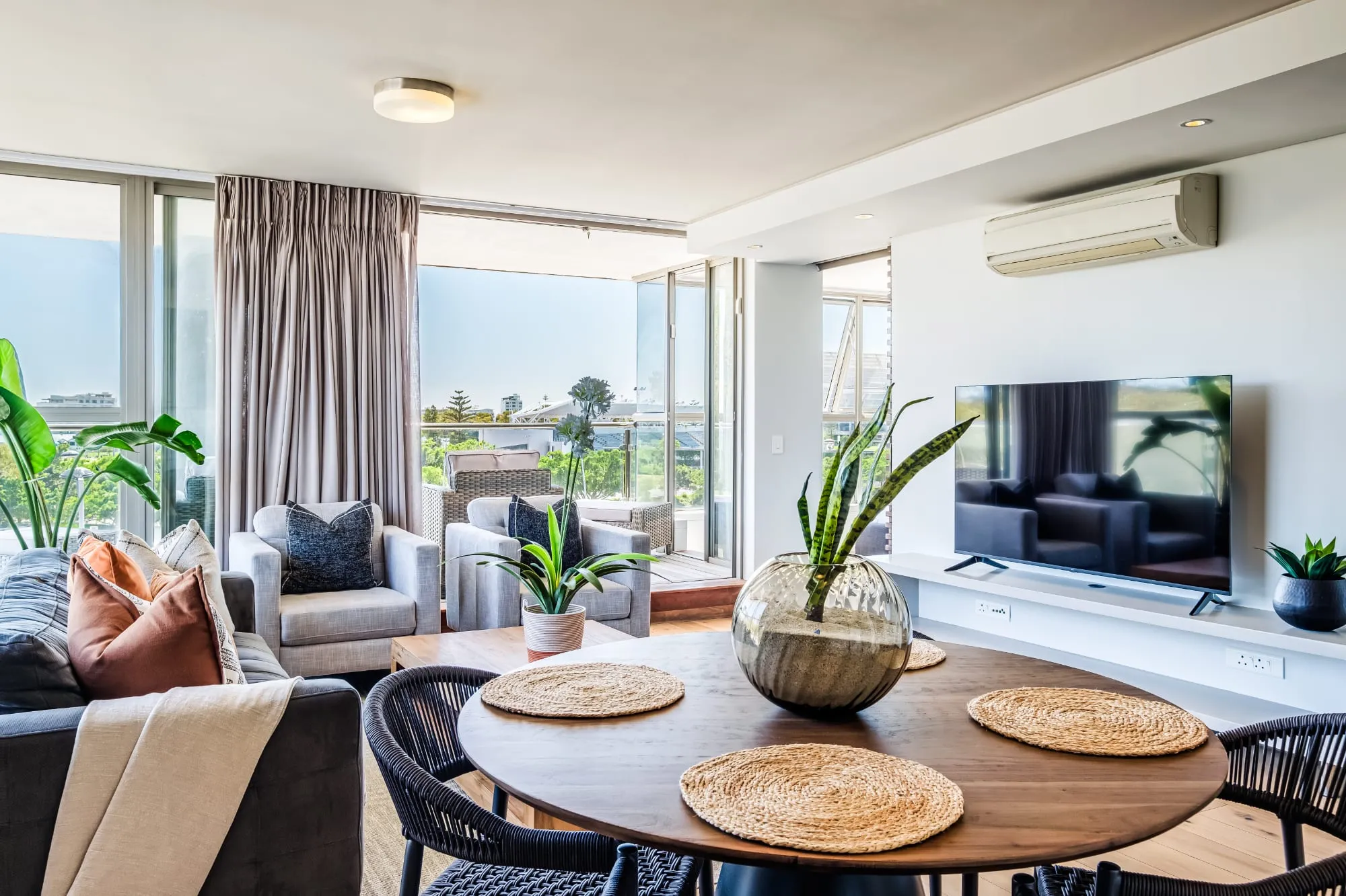 property_[object Object]_16