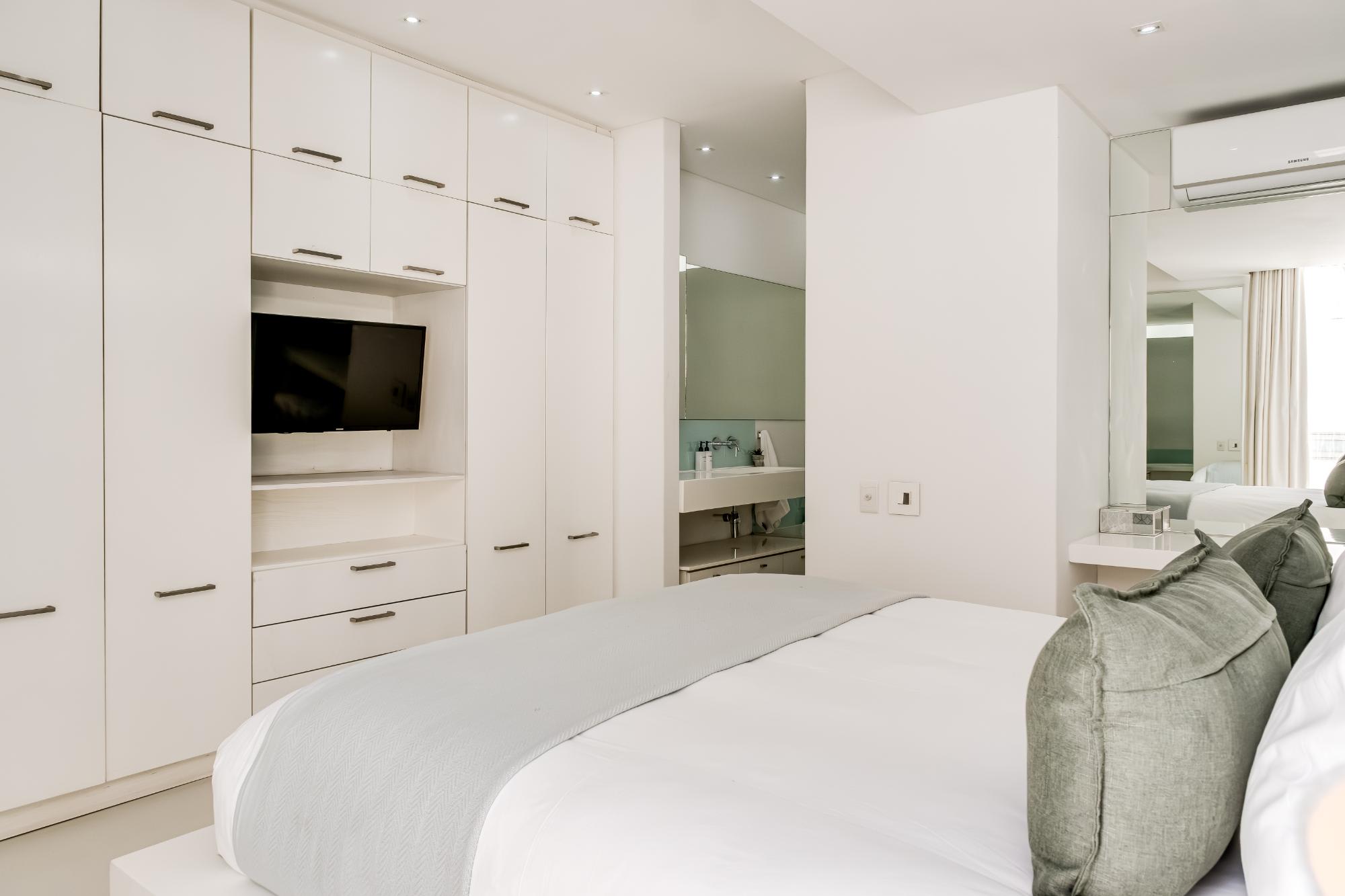 property_[object Object]_37