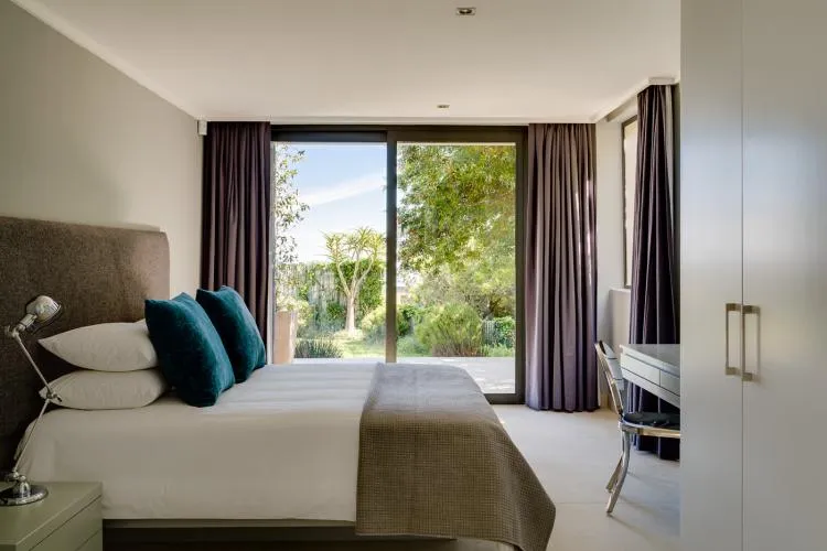 property_[object Object]_7