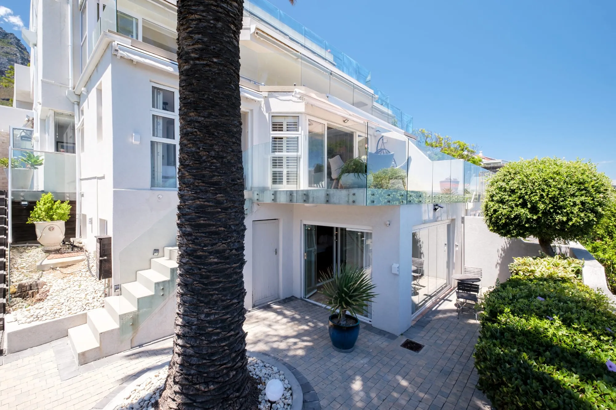 property_[object Object]_28