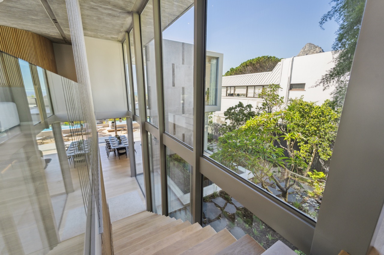 property_[object Object]_16