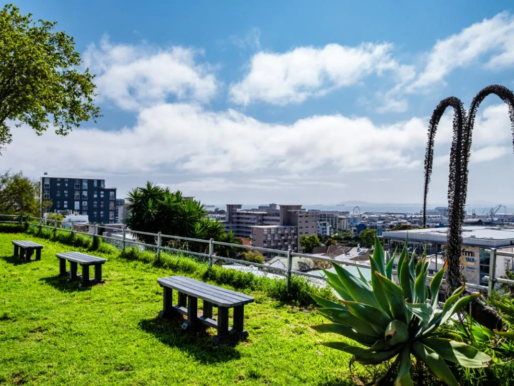 property_[object Object]_18