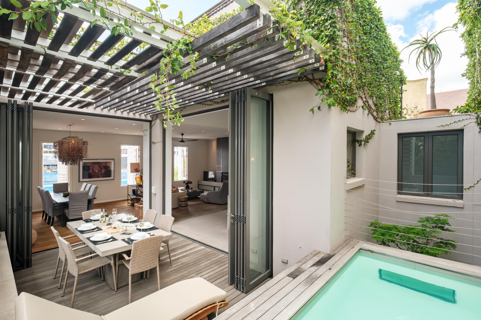 property_[object Object]_14