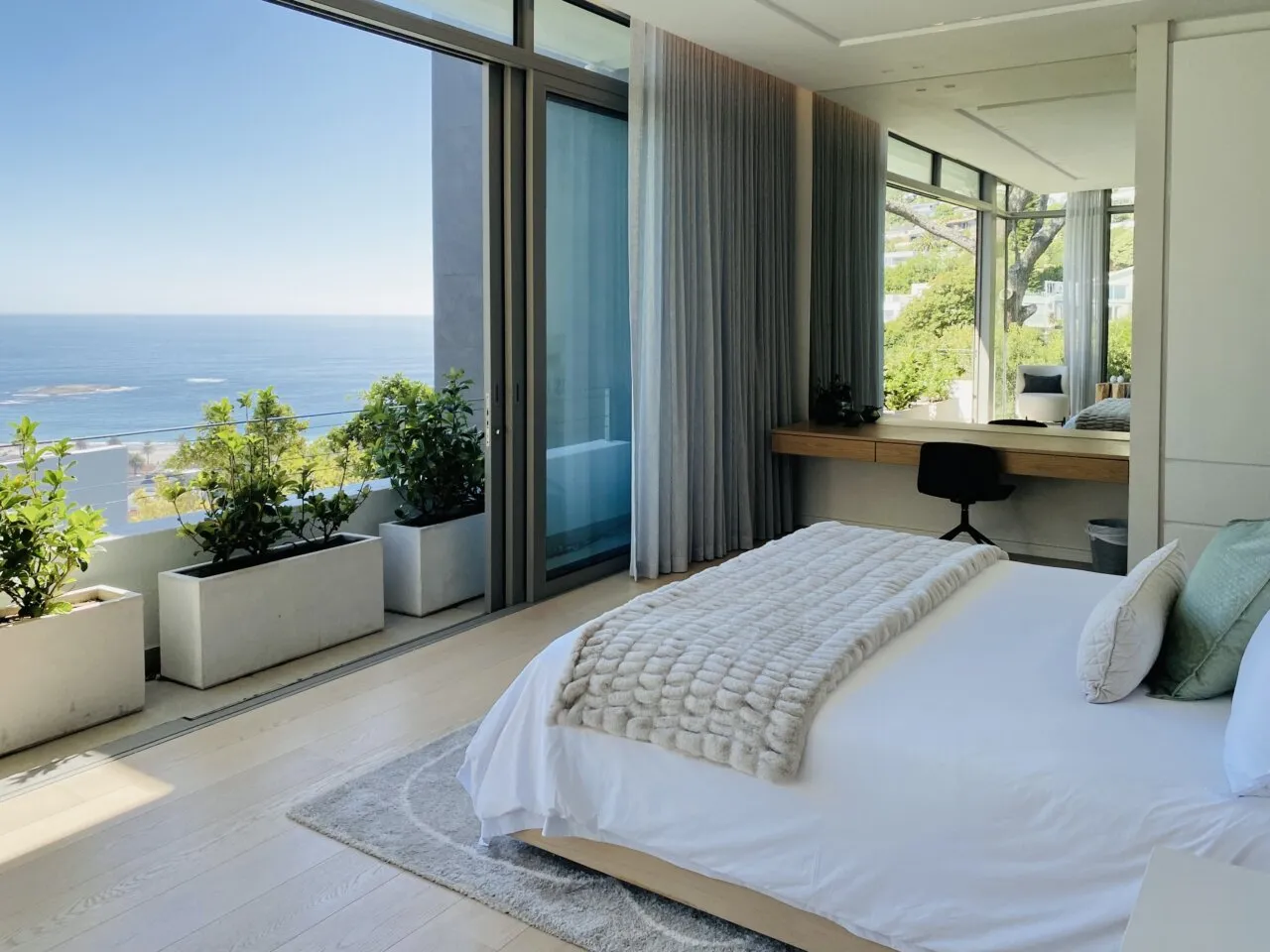 property_[object Object]_10